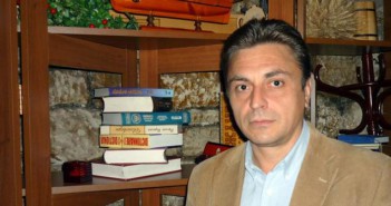 Sveatoslav Mihalache: Stați cât mai departe de piața valutară. Participanții sunt în așteptarea majorării ratei de refinanțare a F.E.D-ului foto: Simion Ciochină, DW-Chişinău